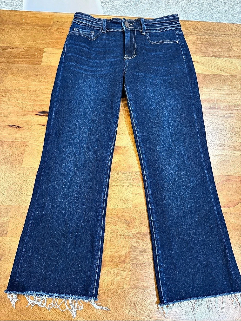 Vervet Cropped Flare Jeans - Size 28 EUC
